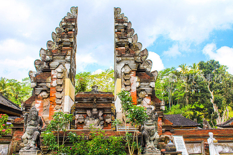 印度尼西亚巴厘岛的Tirta Empul temple。